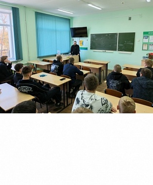 Священник поговорил со студентами Котельничского техникума о человеке, технологиях и информационной культуре