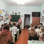 Учащиеся Вятской православной гимназии посетили Никольский собор Котельнича
