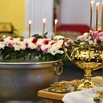 В Троицком соборе Яранска прошли богослужения Навечерия Богоявления