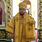 Епископ Паисий совершил воскресную Литургию и священническую хиротонию в Яранске